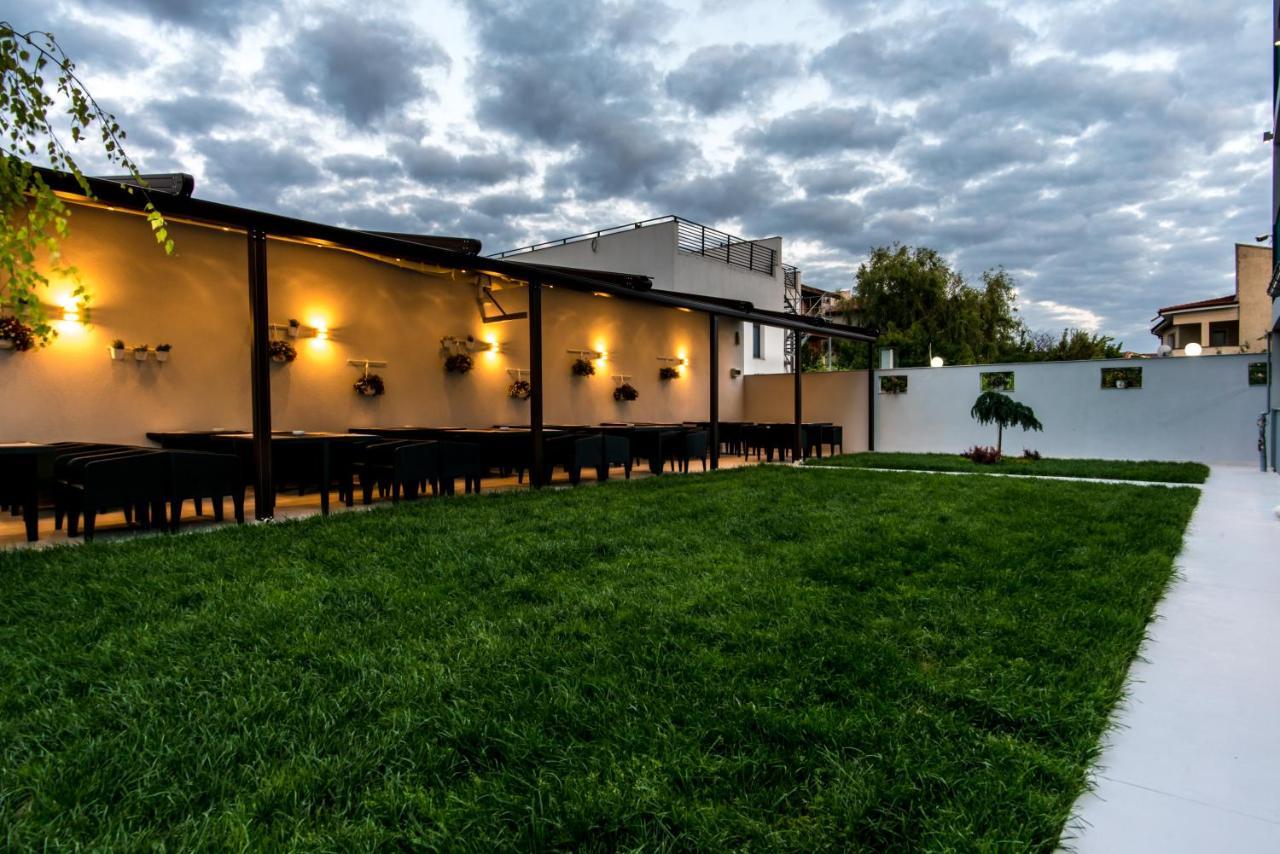 Hotel Turquoise Boutique à Năvodari Extérieur photo