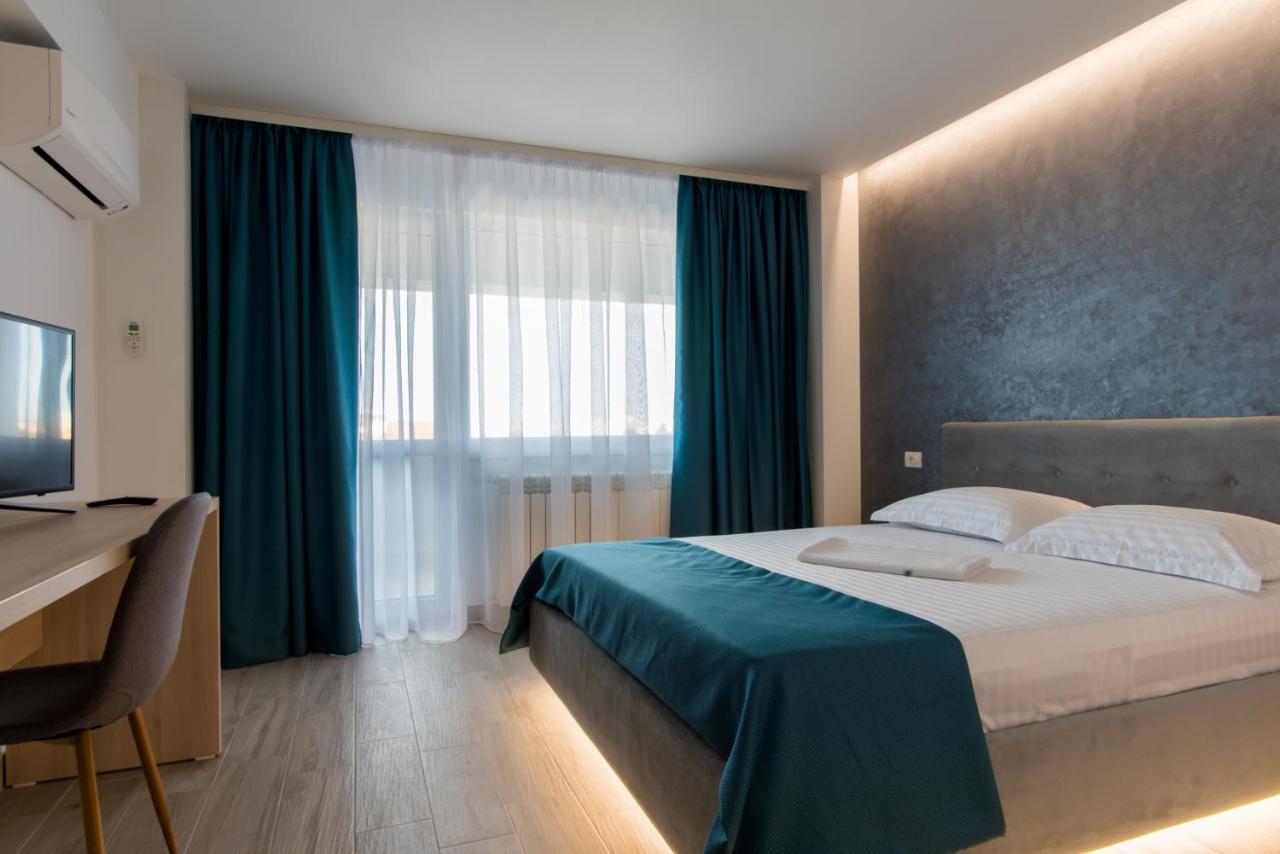 Hotel Turquoise Boutique à Năvodari Extérieur photo